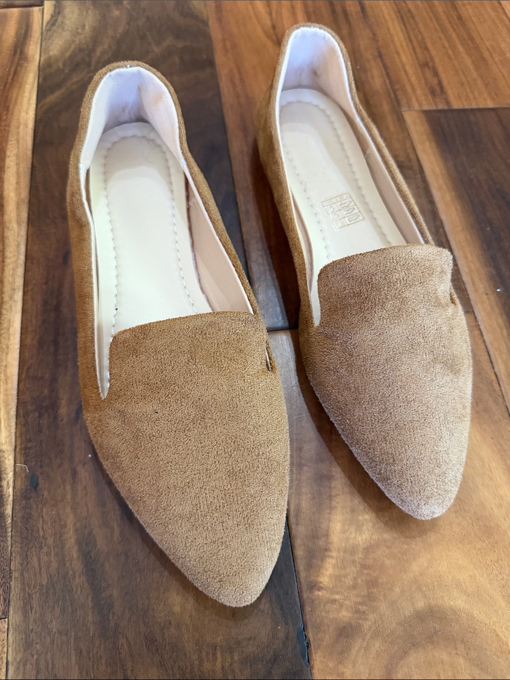 Source Unknown Pointed-Toe Suede Flats in Brown-Tan